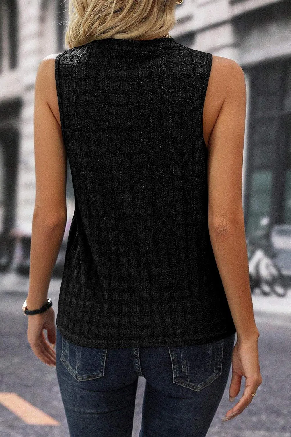 Black Lattice Textured Split Neck Sleeveless Tank Top